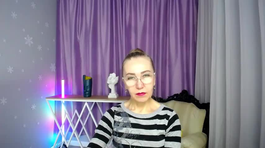 queen_a_n_i Live Sex December 13, 2025