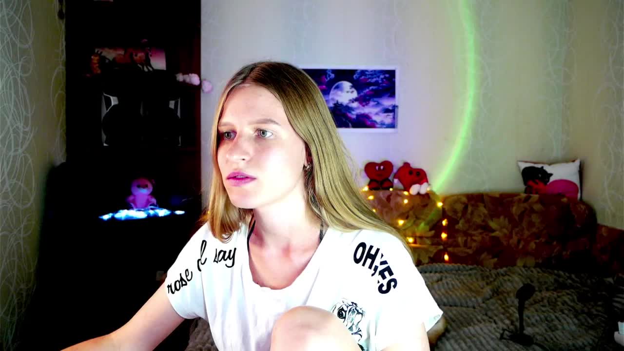 LunaEvan Live Sex December 13, 2025