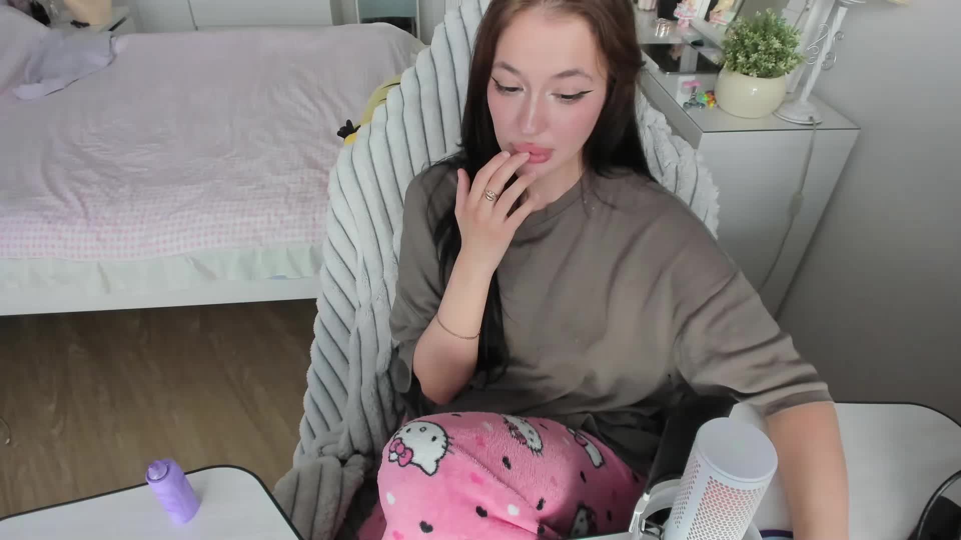 pickmedepartment Live Sex December 13, 2025