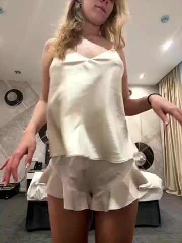 Ketitull Live Sex December 12, 2025