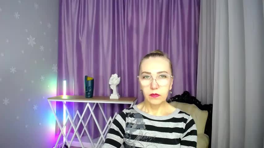 queen_a_n_i Live Sex December 13, 2025