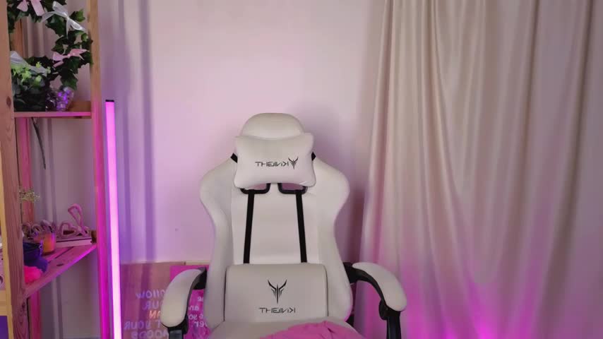 MelissaLovely_ Live Sex December 17, 2025