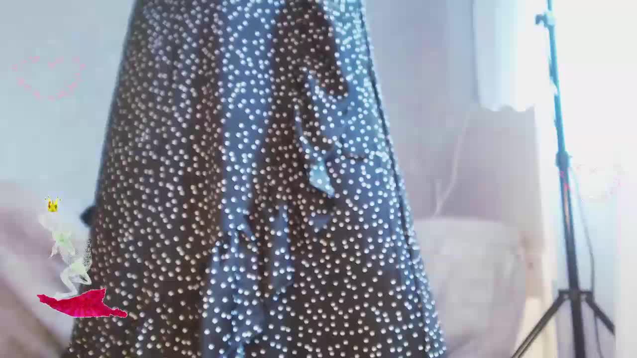 Va-len-cia Live Sex December 19, 2025