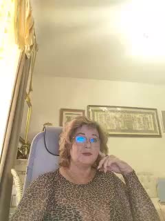 KarinkaSweet Live Sex December 14, 2025