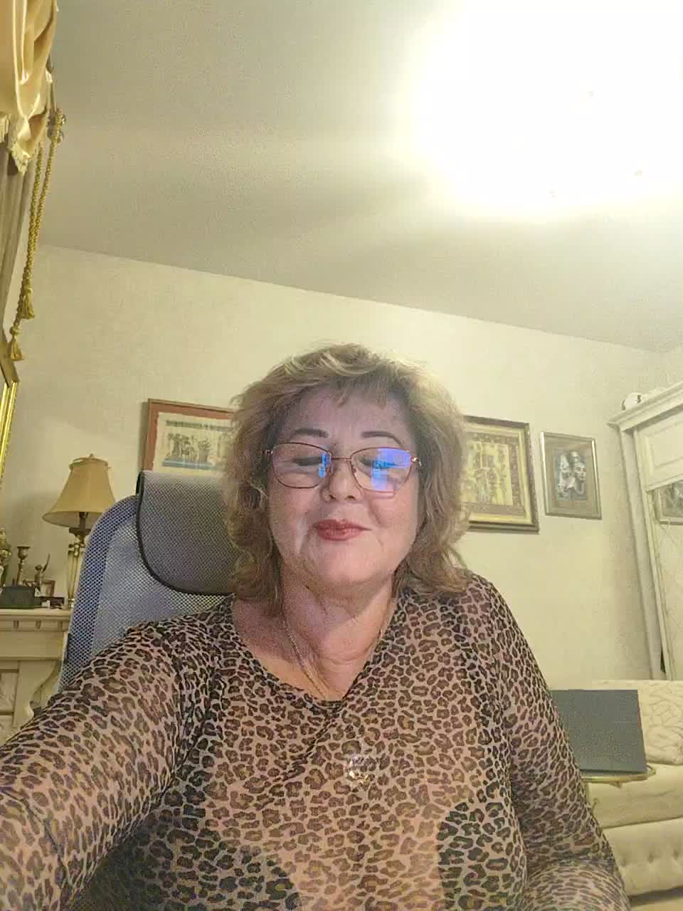 KarinkaSweet Live Sex December 14, 2025