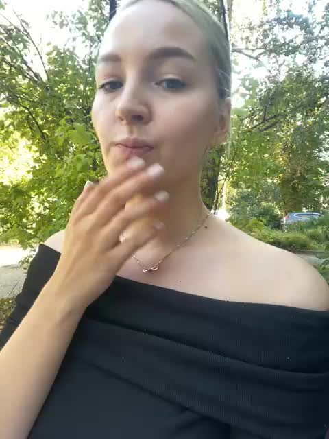 Marysik Live Sex December 13, 2025