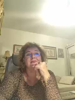 KarinkaSweet Live Sex December 14, 2025
