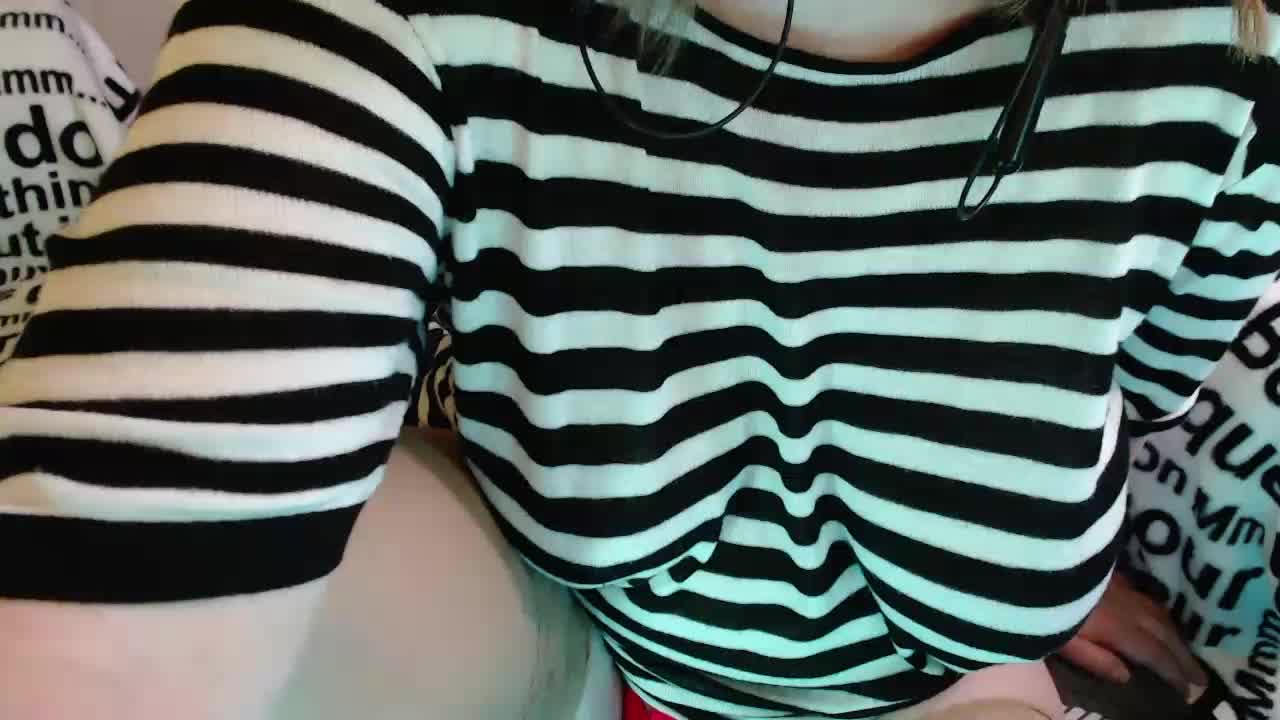 MeganIris Live Sex December 18, 2025