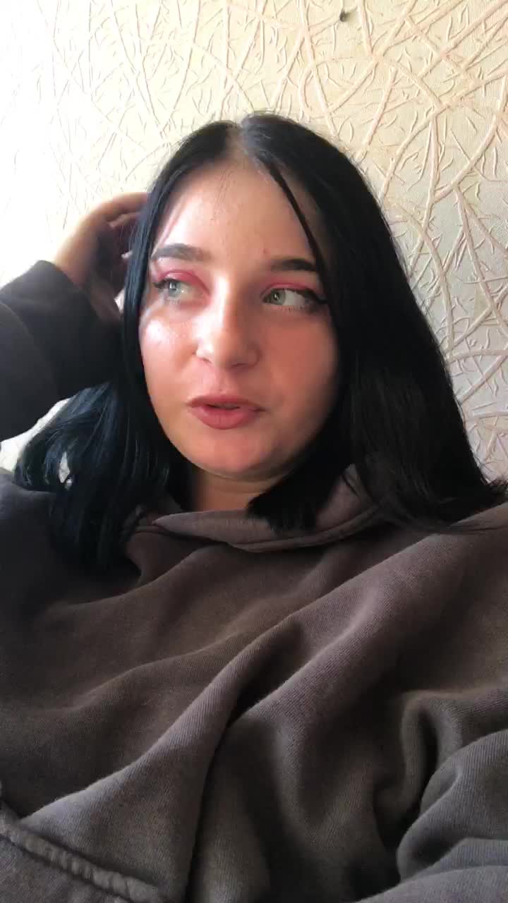 Aliska22 Live Sex December 13, 2025