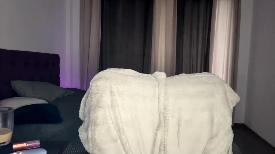 notamericanpie23 Live Sex December 17, 2025