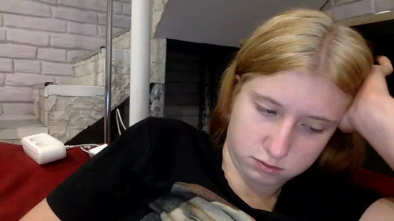 Asya16 Live Sex December 13, 2025