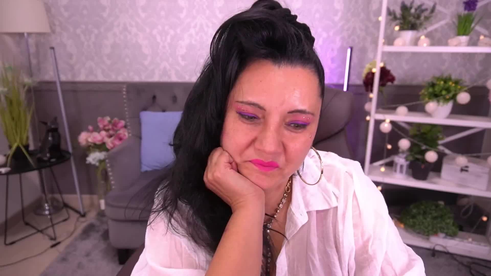 ValeryRosseee Live Sex December 18, 2025