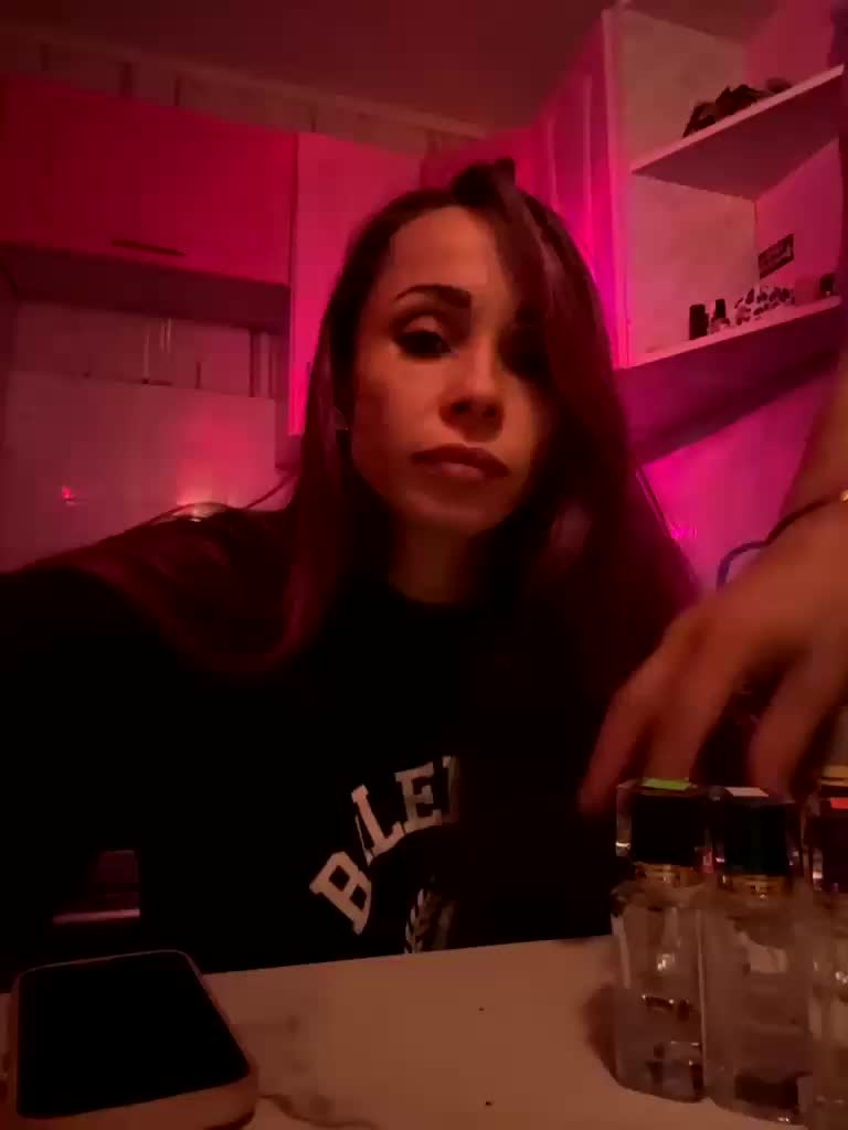 VIP17CoupleDream Live Sex December 18, 2025