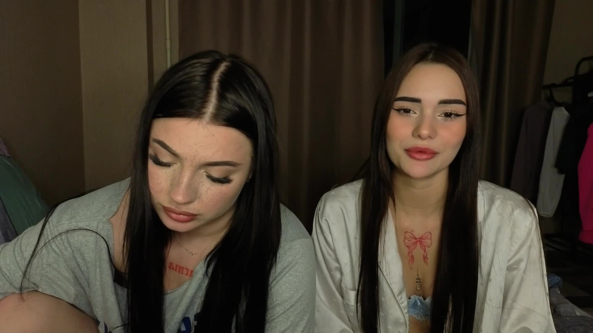 LisaAndDenis Live Sex December 18, 2025