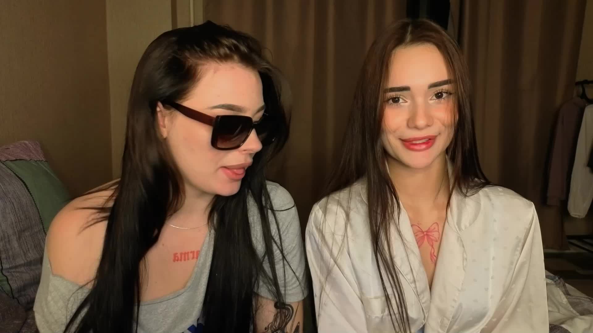 LisaAndDenis Live Sex December 18, 2025