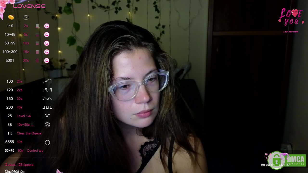 Aliciafolow009 Live Sex December 13, 2025