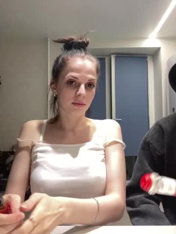 Mileshil Live Sex December 13, 2025