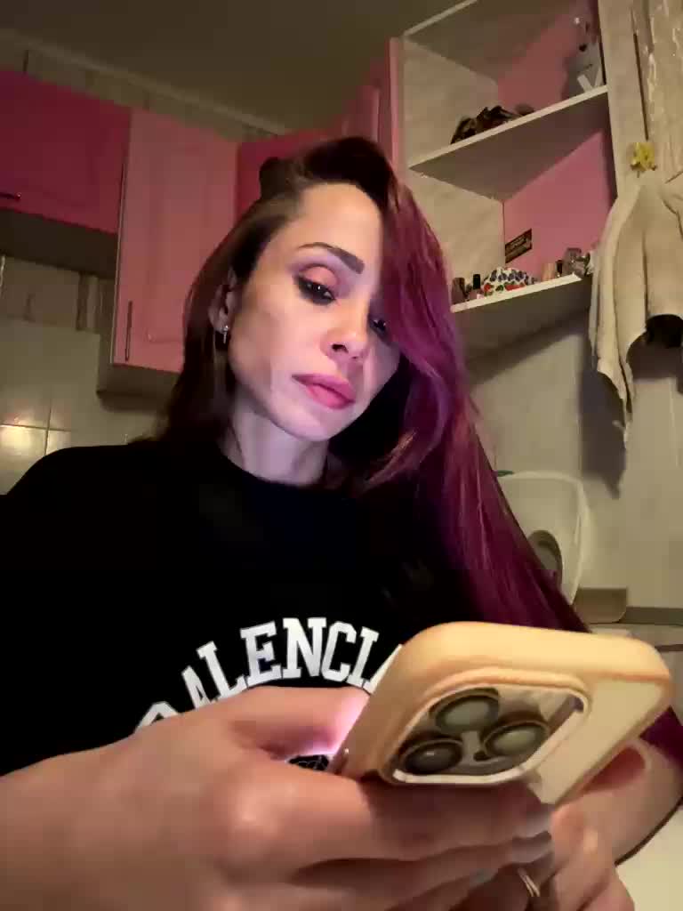 VIP17CoupleDream Live Sex December 18, 2025