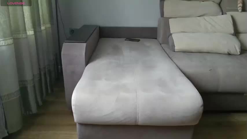 Milaa1998 Live Sex September 12, 2025