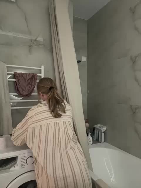 LiiBaby Live Sex December 17, 2025