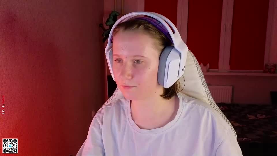 moon_avengers Live Sex December 13, 2025