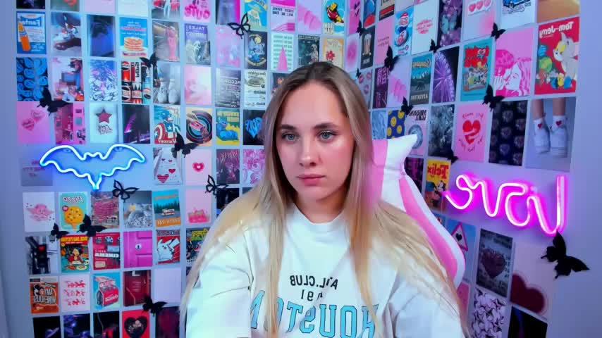 MiaMilas Live Sex December 13, 2025