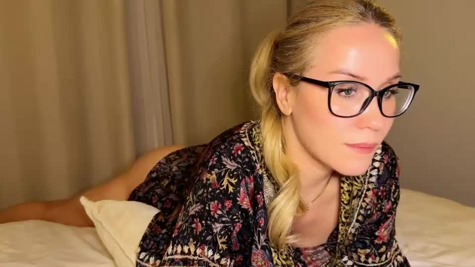 myassistant Live Sex December 13, 2025