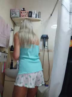 Blondi_Love Live Sex December 18, 2025