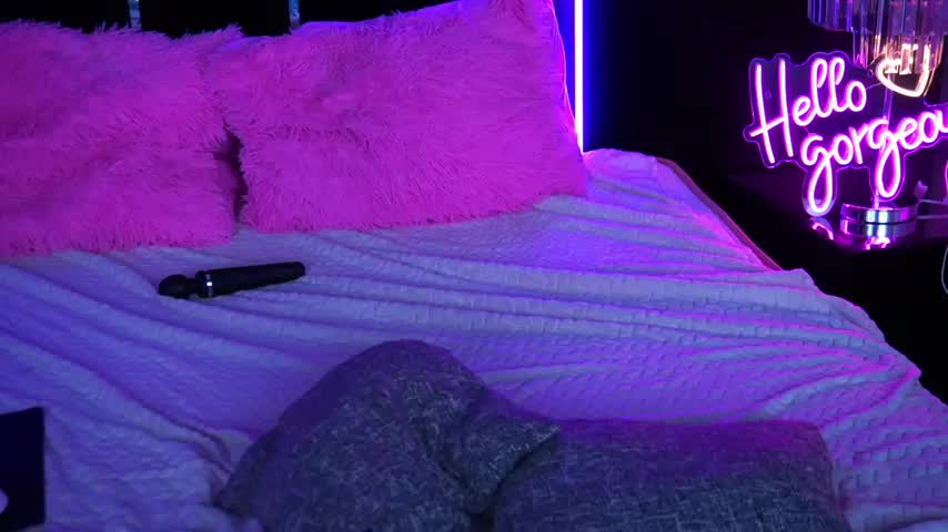 MysticGrace Live Sex December 17, 2025