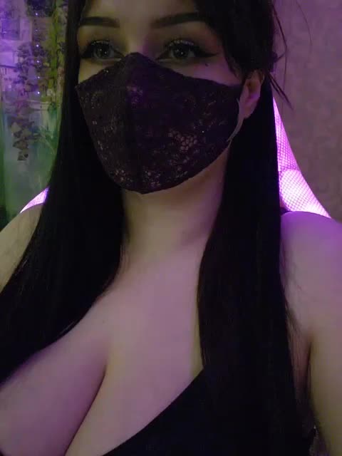 IIVII Live Sex December 13, 2025