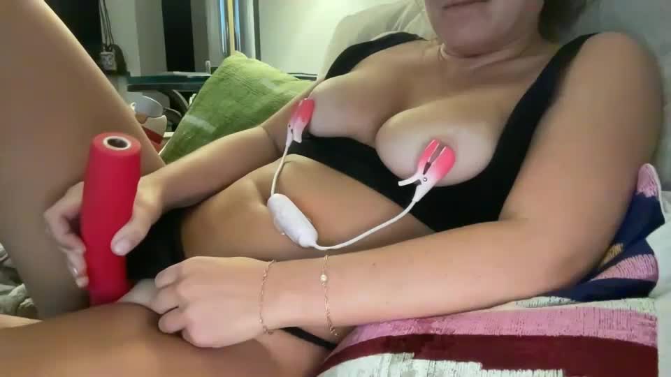 blondieslutt Live Sex December 13, 2025