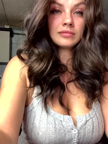 Sweeeeet_Candy Live Sex December 17, 2025