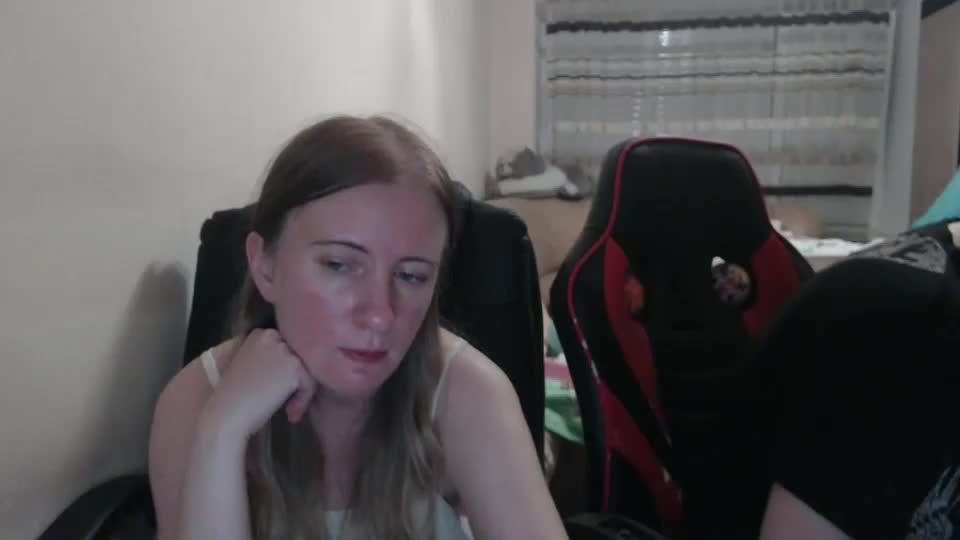 jenisandpeter Live Sex December 20, 2025