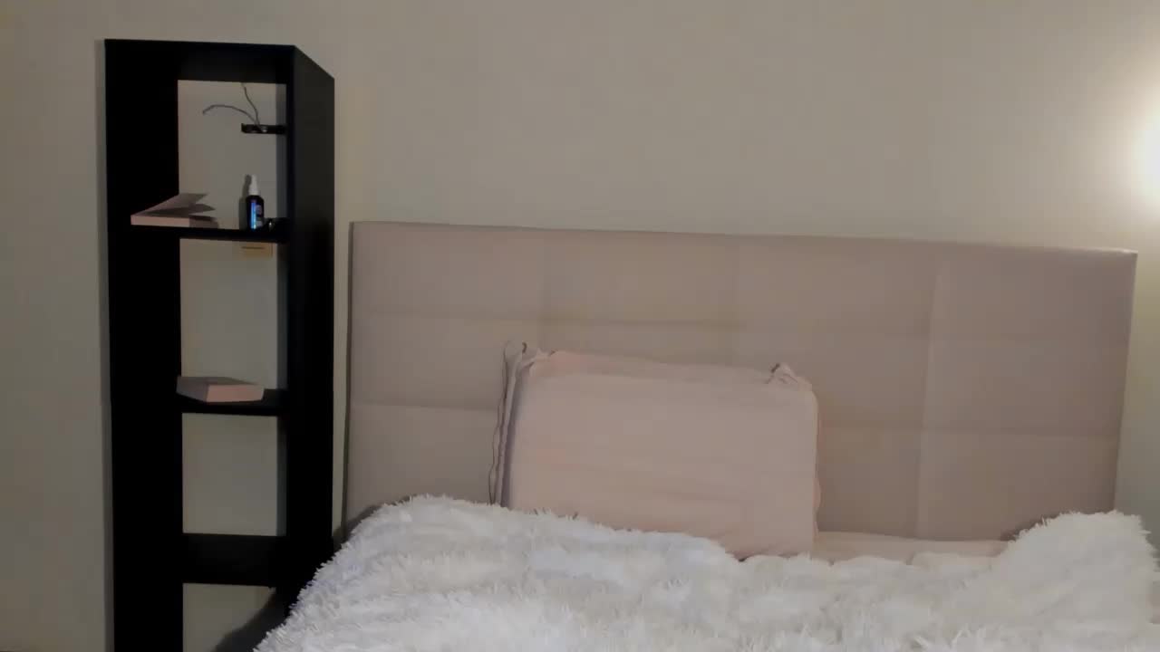 SilasCoraline Live Sex December 17, 2025