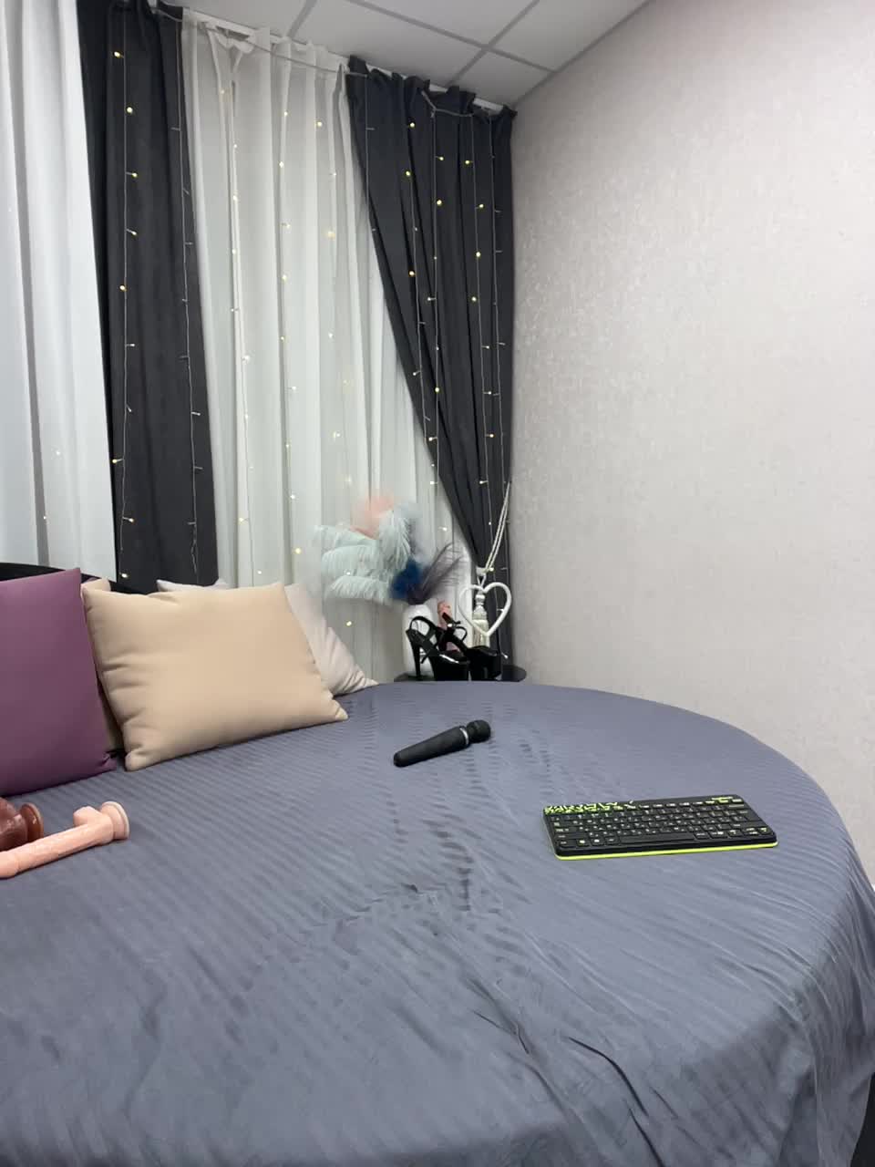 Shamelesss Live Sex December 14, 2025