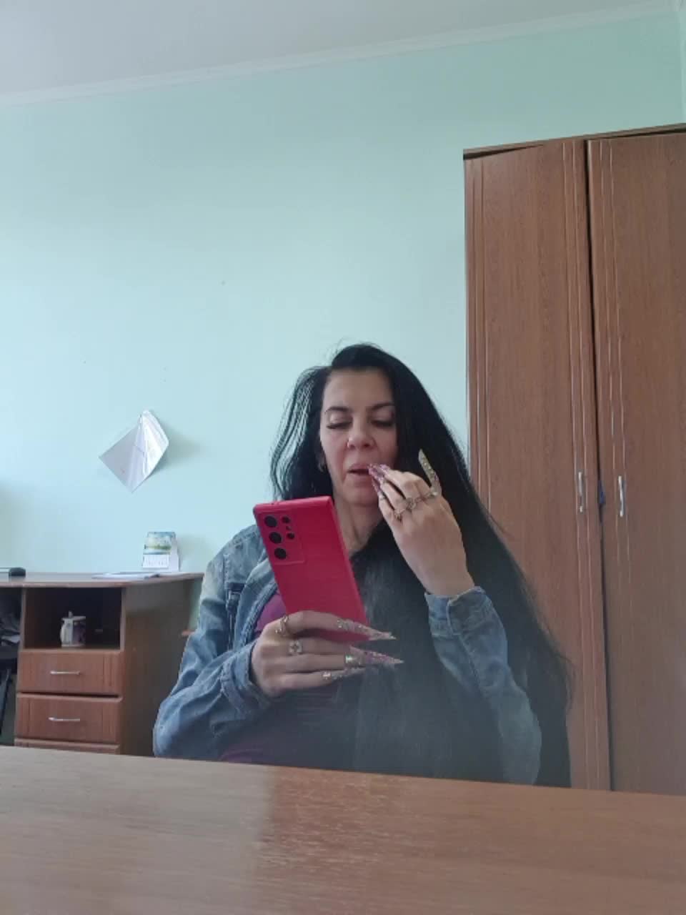 -France- Live Sex December 13, 2025