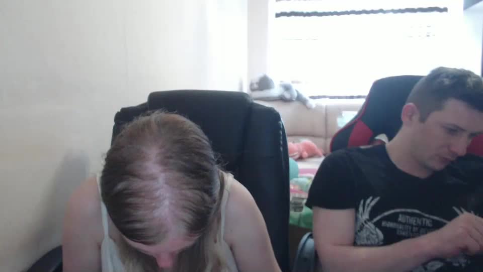 jenisandpeter Live Sex December 20, 2025