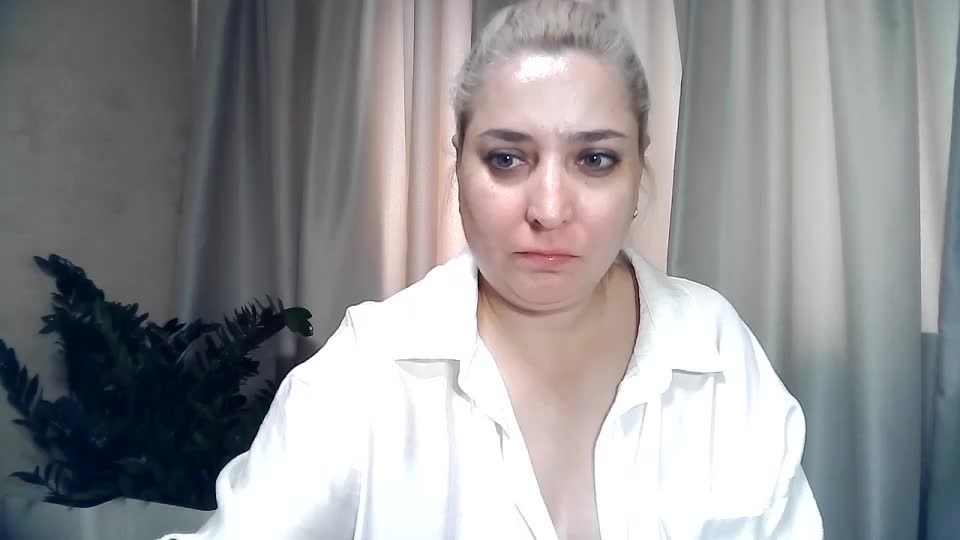 KickaIricka Live Sex December 14, 2025