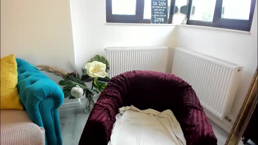 julya_lexa Live Sex December 17, 2025