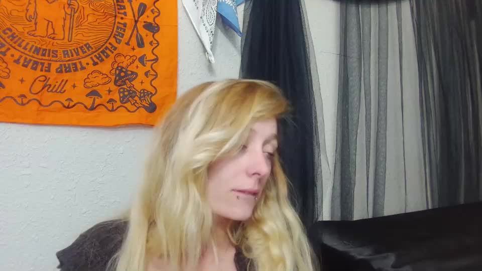 liz_jay Live Sex December 18, 2025