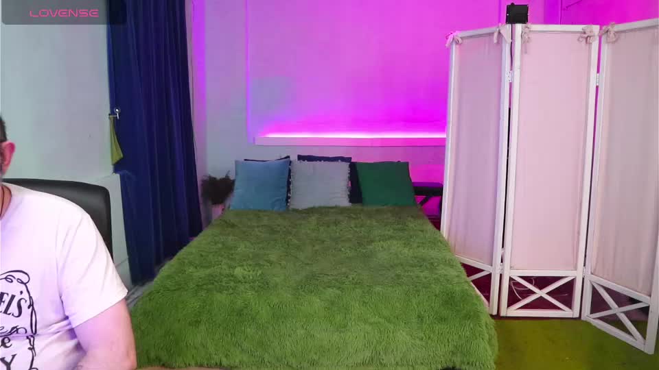 alisaaleks Live Sex December 18, 2025