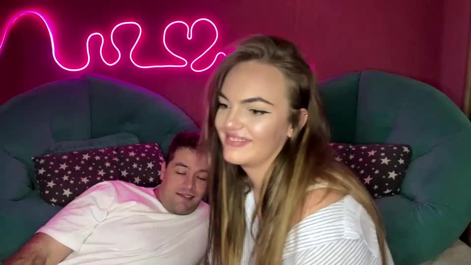 deeplookscouple Live Sex December 14, 2025