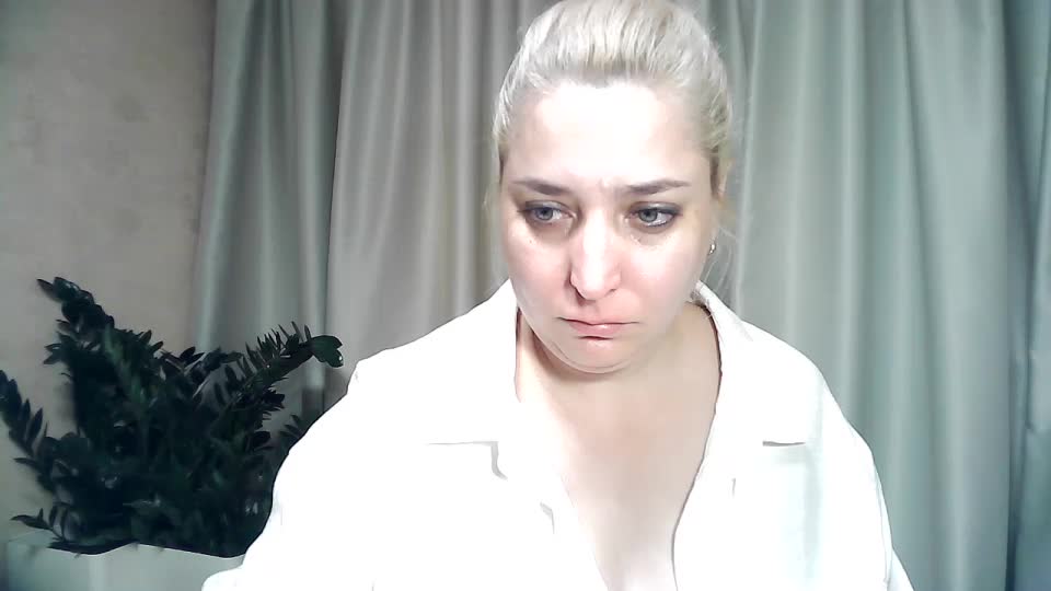 KickaIricka Live Sex December 14, 2025