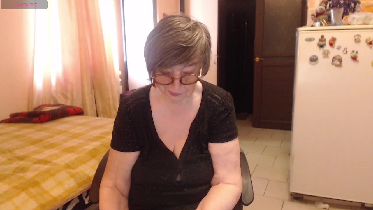 Sharon-love Live Sex December 14, 2025