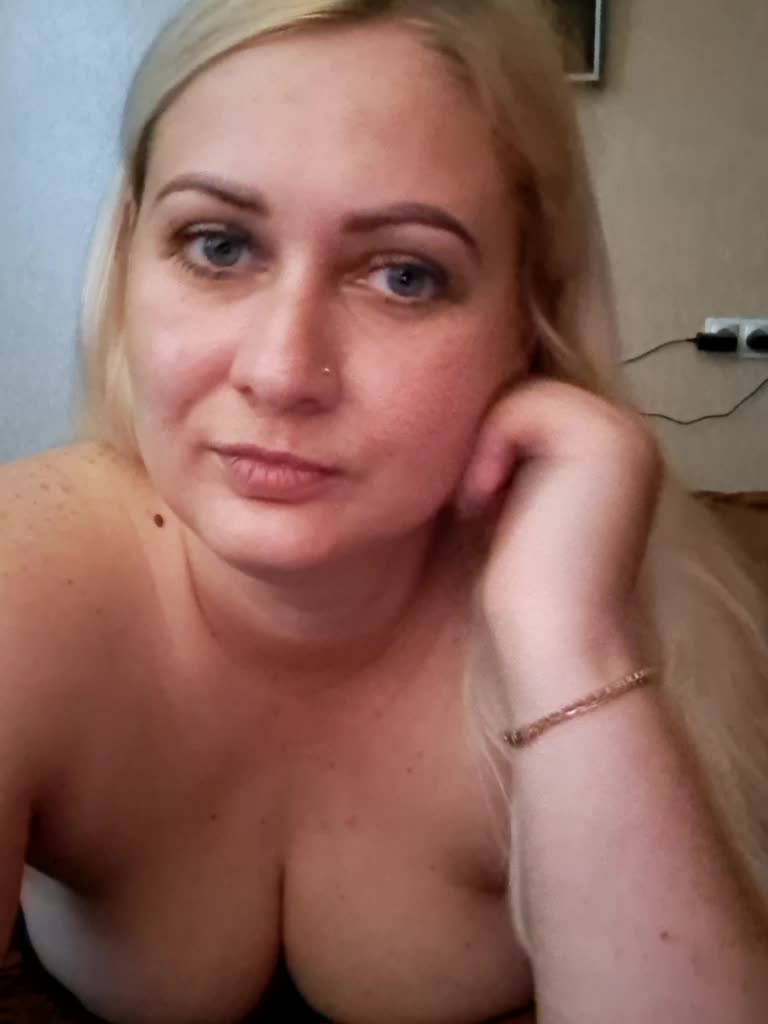 Enni1 Live Sex December 13, 2025