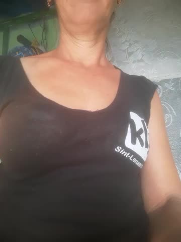 Fanny-MILf Live Sex December 14, 2025