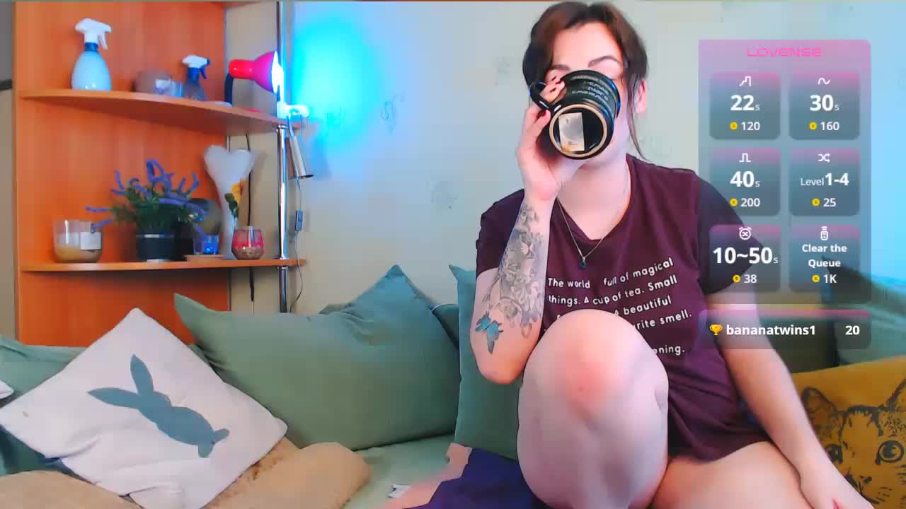 Caroline1995 Live Sex December 18, 2025