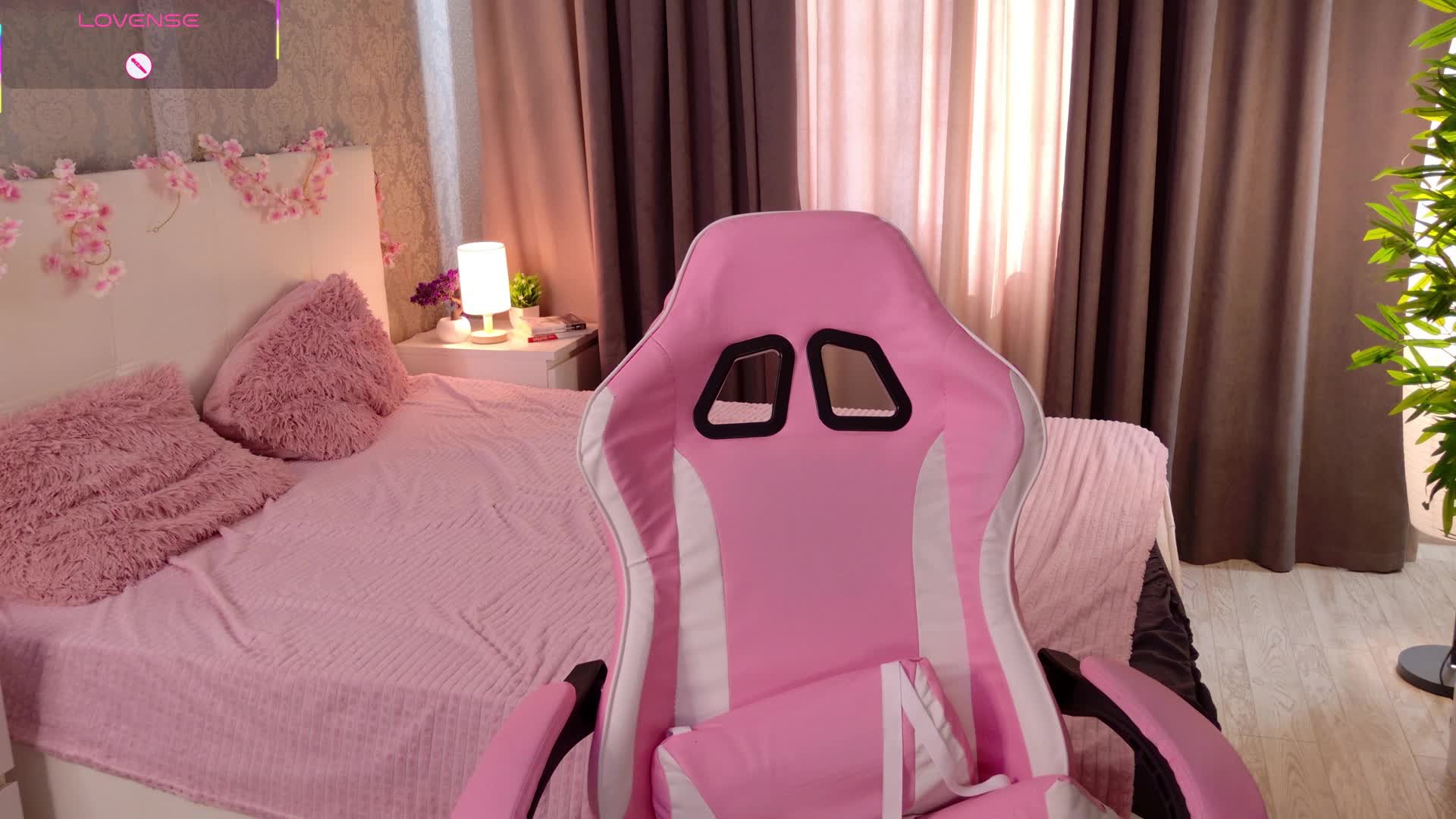 hey-monkey Live Sex December 13, 2025