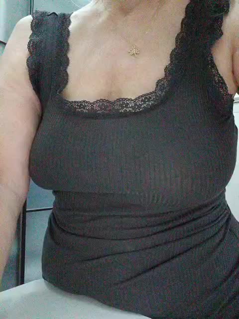 Tata42 Live Sex December 17, 2025