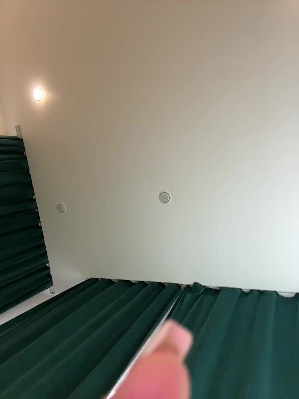 Ellidi Live Sex December 18, 2025